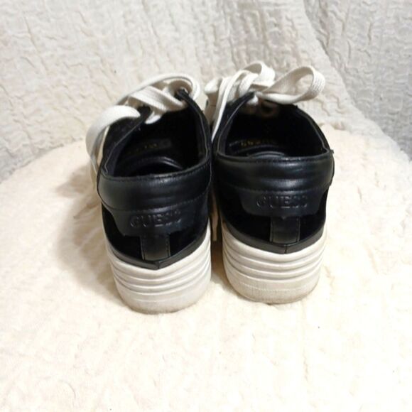 Guess Faux-Suede Black Platform Sneakers Size 8.5M - Picture 4 of 9